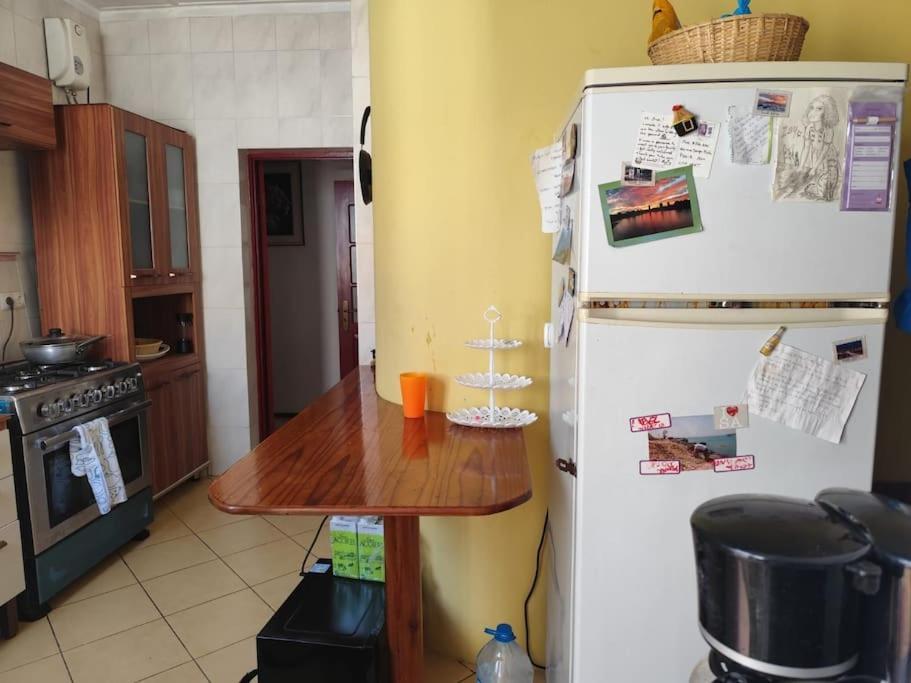 Mendes Family Homestay - B&B In The Heart Of Прая Екстериор снимка