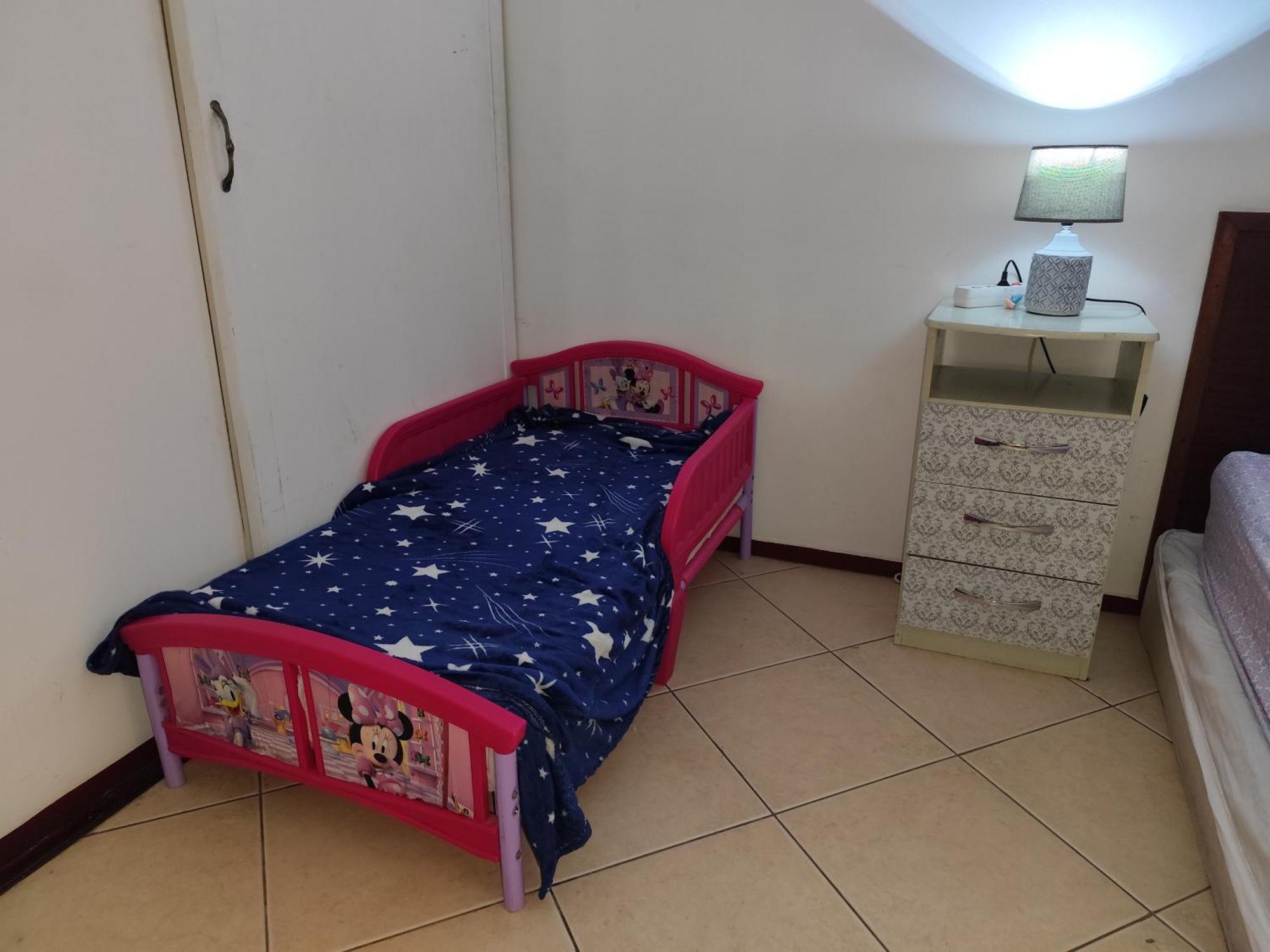 Mendes Family Homestay - B&B In The Heart Of Прая Екстериор снимка